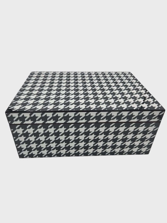The Houndstooth